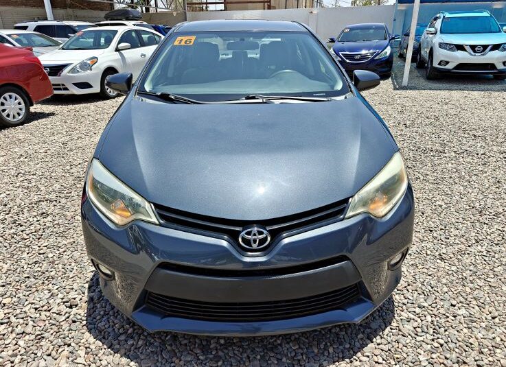 TOYOTA COROLLA LE 2016 GRIS