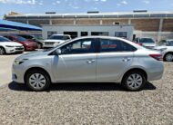 TOYOTA YARIS 2017 PLATA