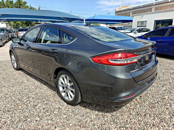 FORD FUSION SE 2017