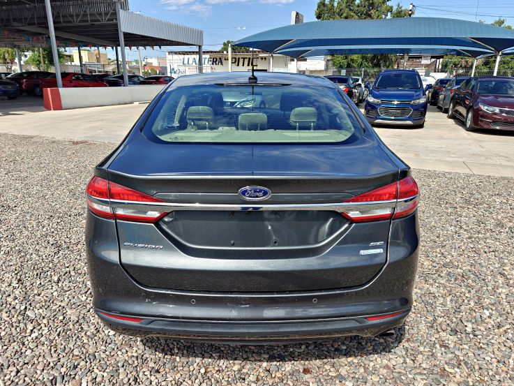 FORD FUSION SE 2017