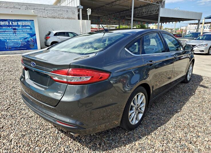 FORD FUSION SE 2017