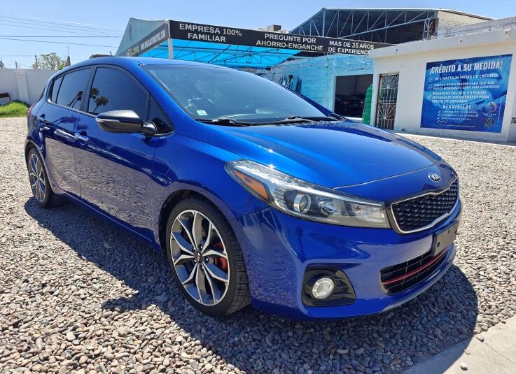 KIA FORTE 5 SX 2017 | Rosas Automotriz