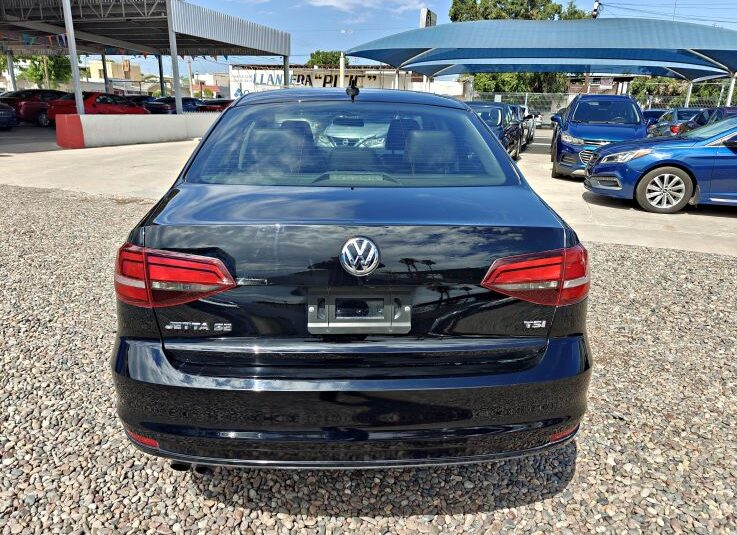 VOLKSWAGEN JETTA SE 2017