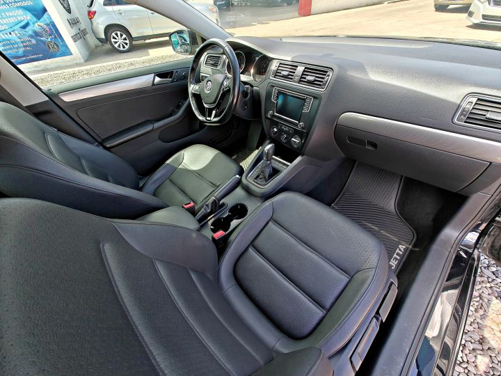 VOLKSWAGEN JETTA SE 2017