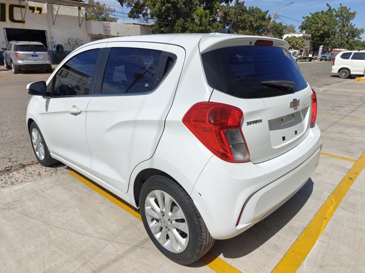 CHEVROLET SPARK LTZ 2018 BlANCO