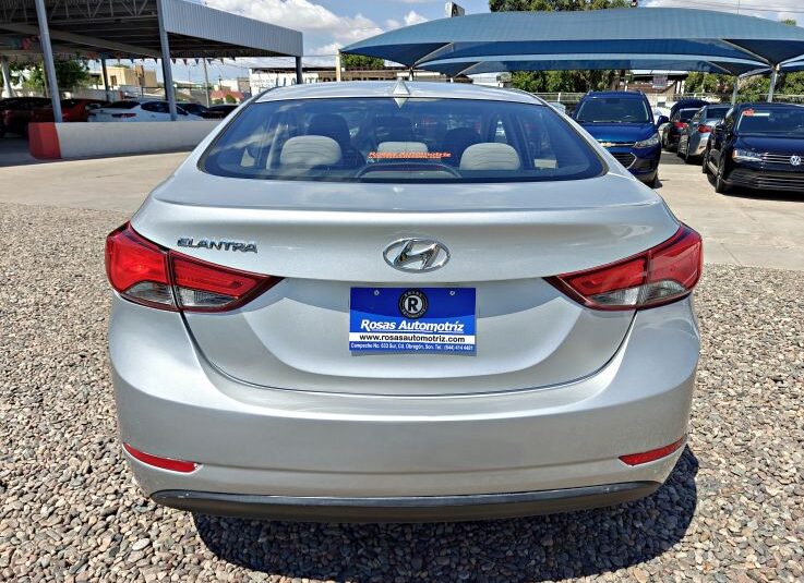 HYUNDAI ELANTRA SE 2016