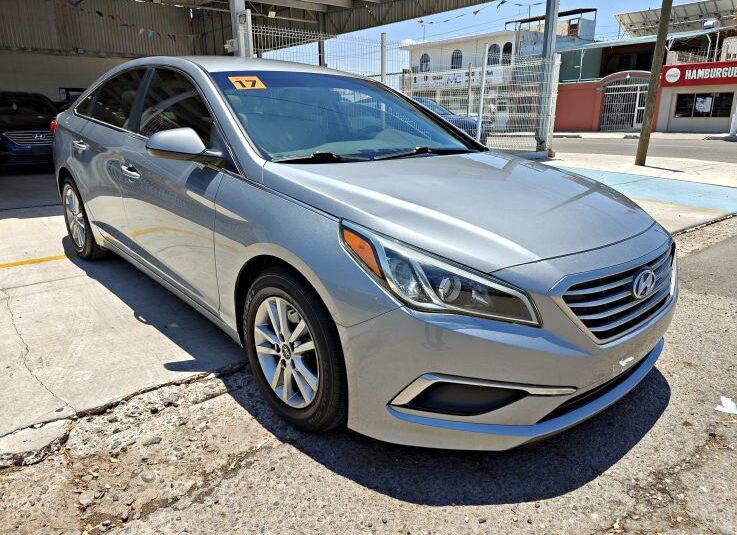 HYUNDAI SONATA SE 2017 GRIS