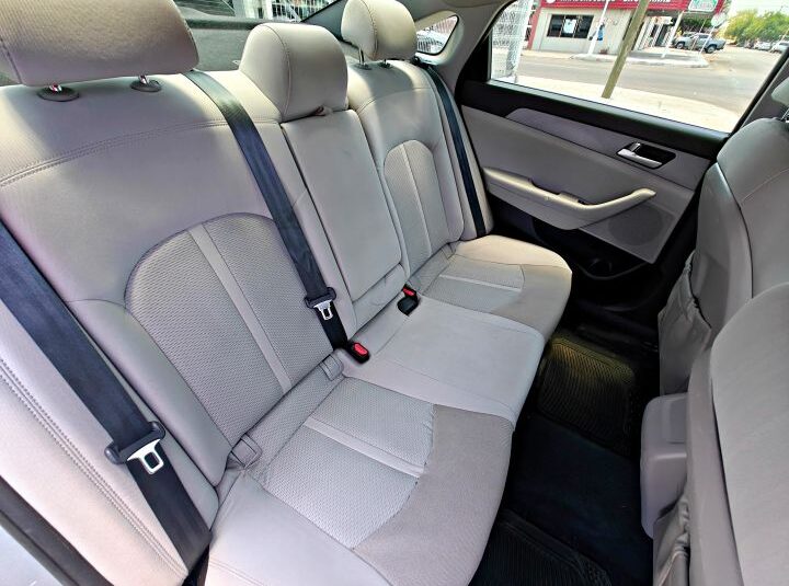 HYUNDAI SONATA SE 2017 GRIS