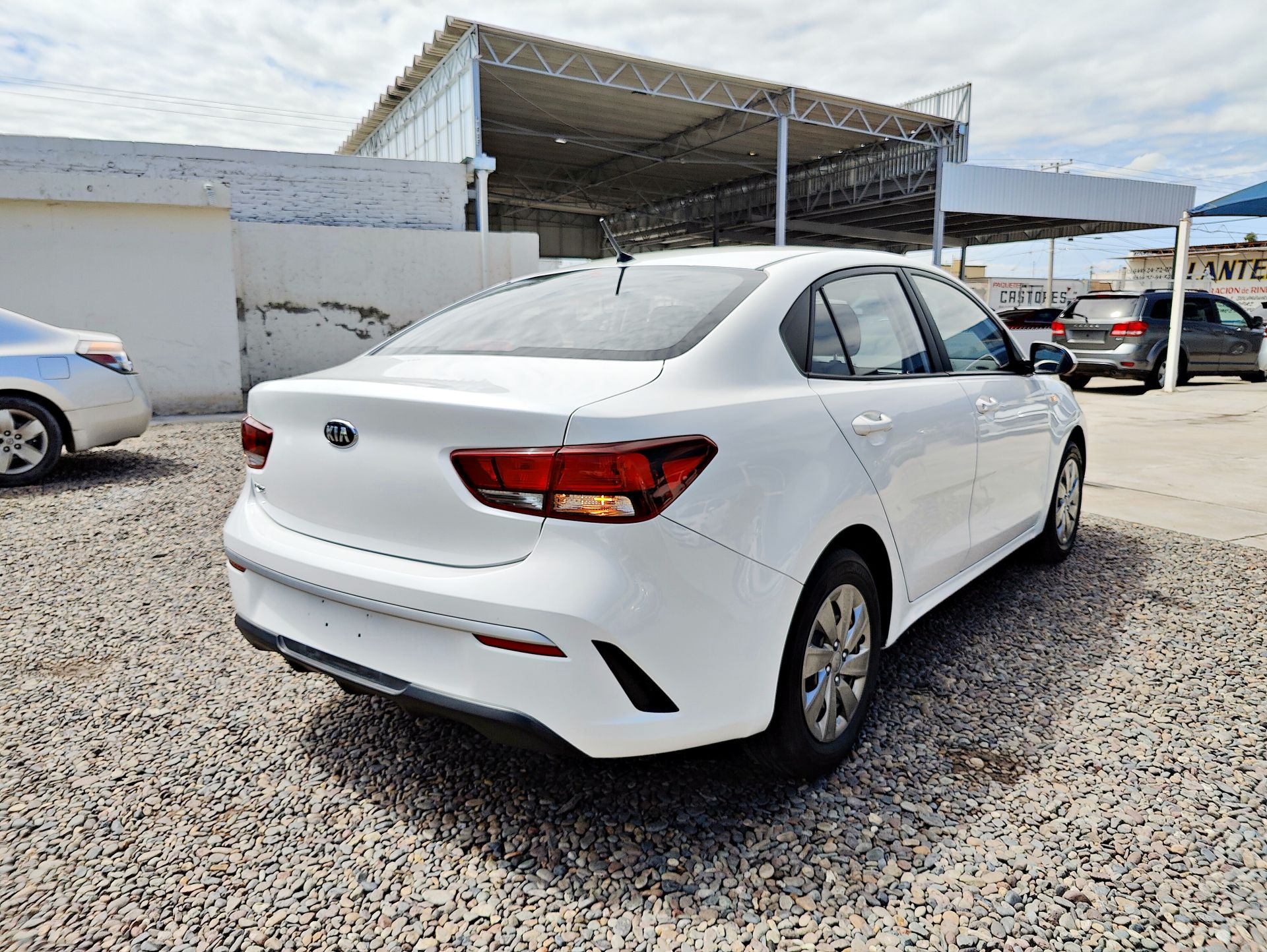 KIA RIO L 2021