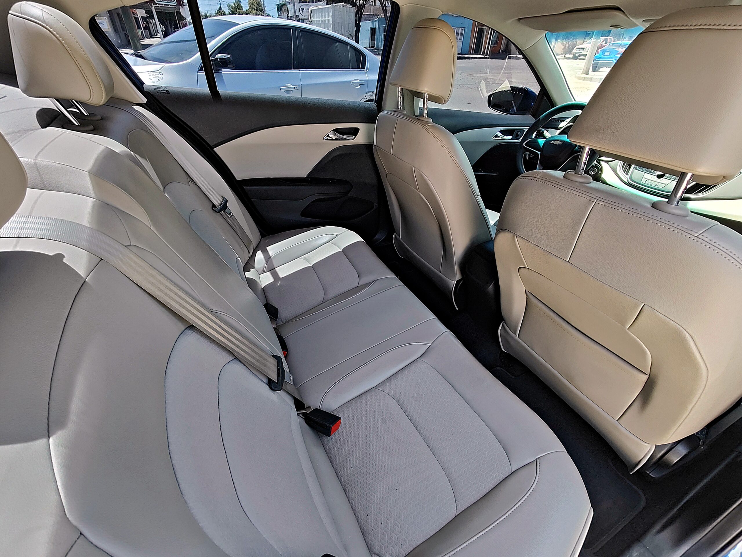 CHEVROLET CAVALIER LT 2019