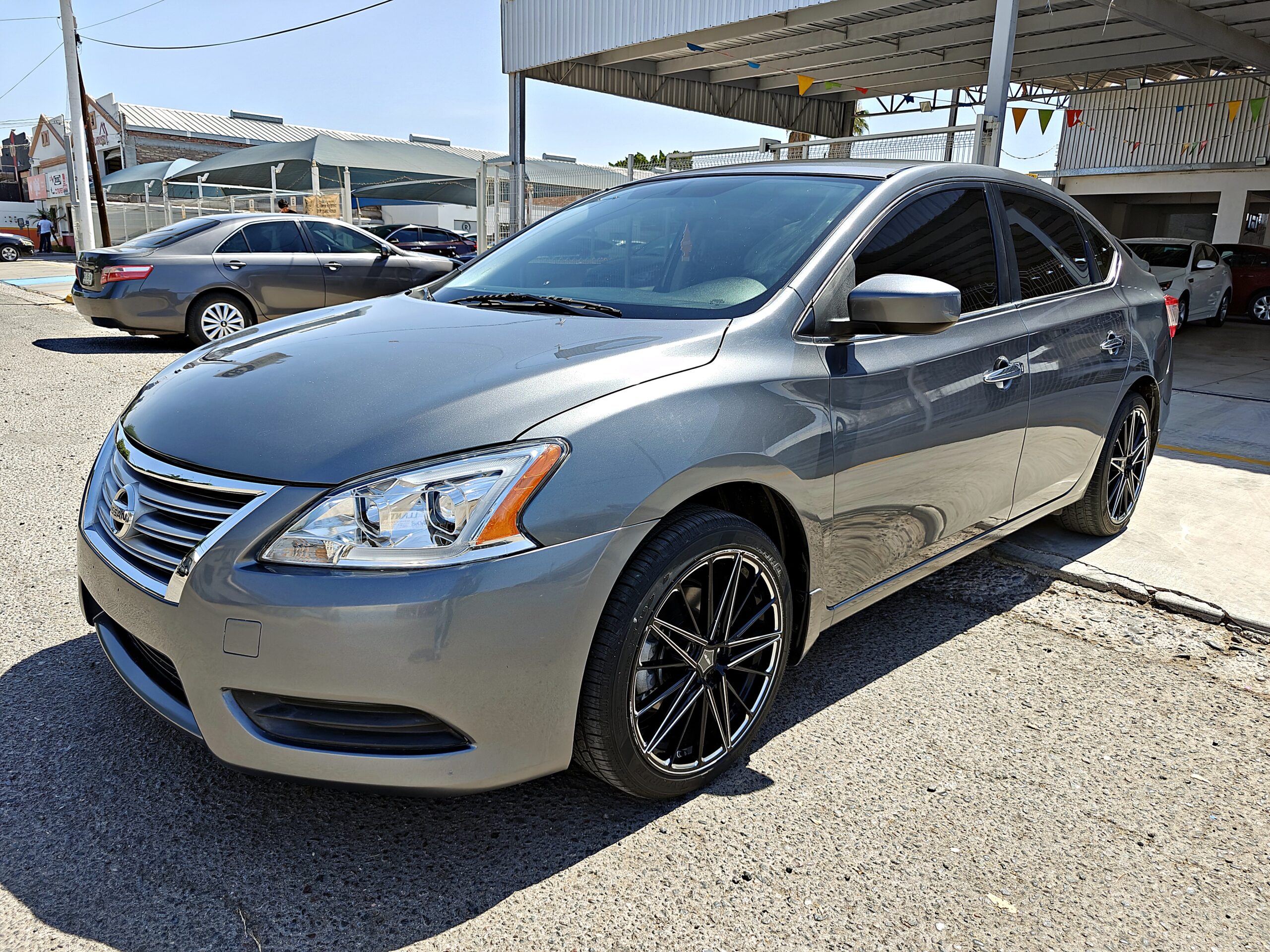 NISSAN SENTRA SV 2015 GRIS