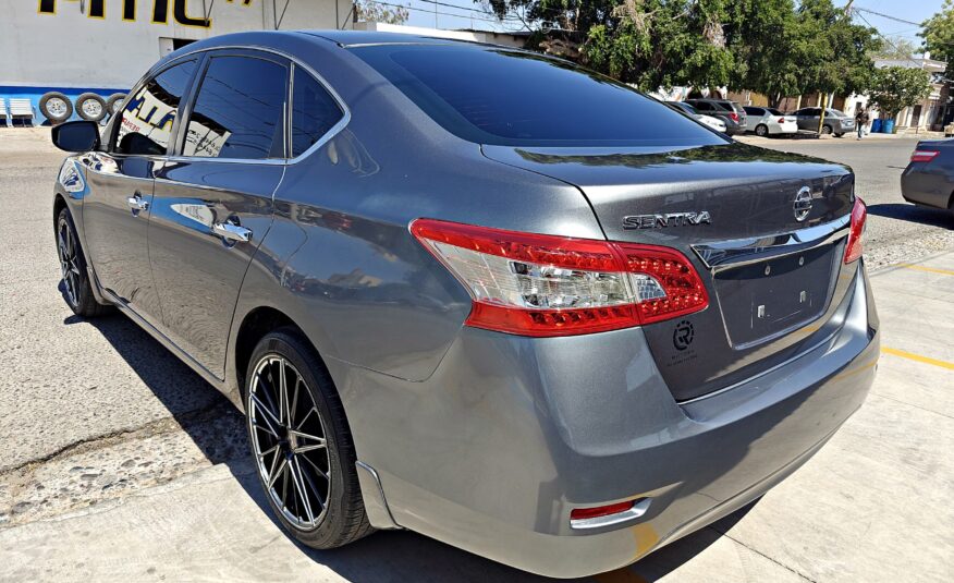 NISSAN SENTRA SV 2015 GRIS