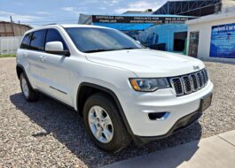 Jeep Grand Cherokee Laredo 2017 4X4 | Rosas Automotriz