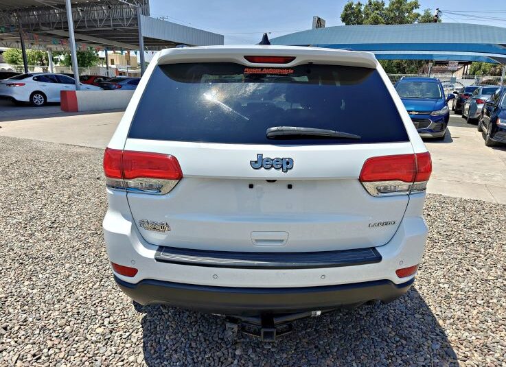 JEEP GRAND CHEROKEE LAREDO 4X4 2017