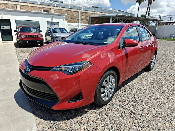 TOYOTA COROLLA LE 2017 ROJO