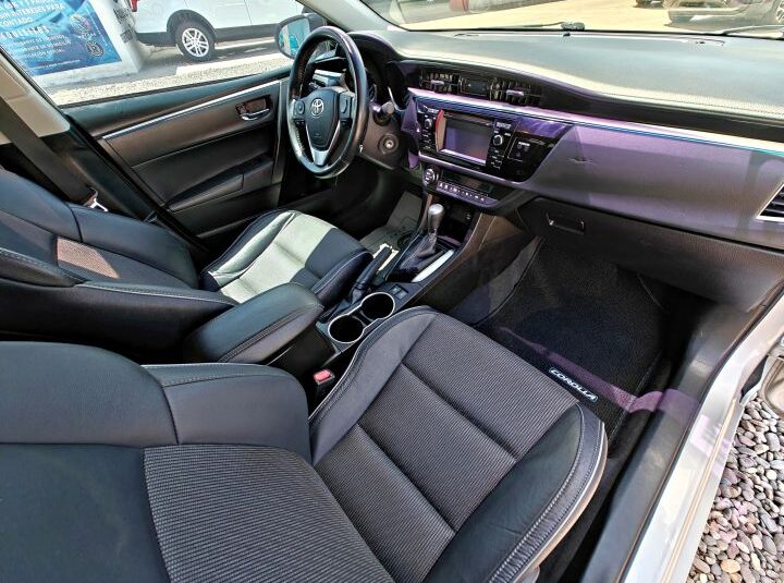 TOYOTA COROLLA S 2016 PLATA