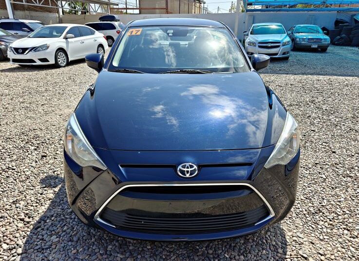 TOYOTA YARIS 2017 AZUL