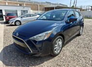 TOYOTA YARIS 2017 AZUL