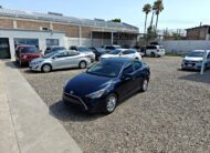 TOYOTA YARIS 2017 AZUL