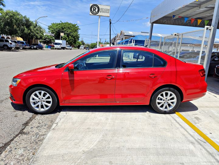 VOLKSWAGEN JETTA SE 2015