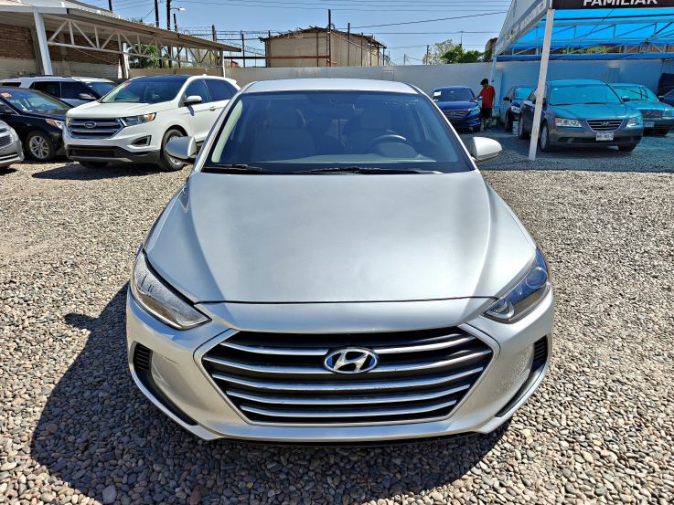 HYUNDAI ELANTRA SE 2017