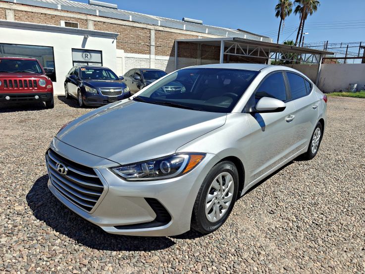 HYUNDAI ELANTRA SE 2017