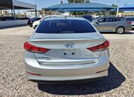 HYUNDAI ELANTRA SE 2017