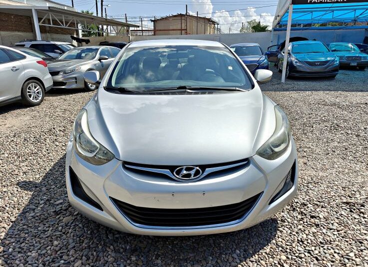 HYUNDAI ELANTRA SE 2016 PLATA