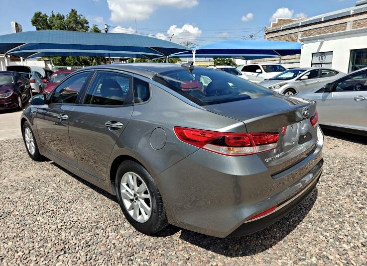 KIA OPTIMA LX 2016 GRIS