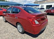 NISSAN VERSA SV 2016 ROJO