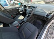 FORD FOCUS SE 2017