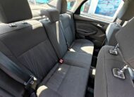 FORD FOCUS SE 2017