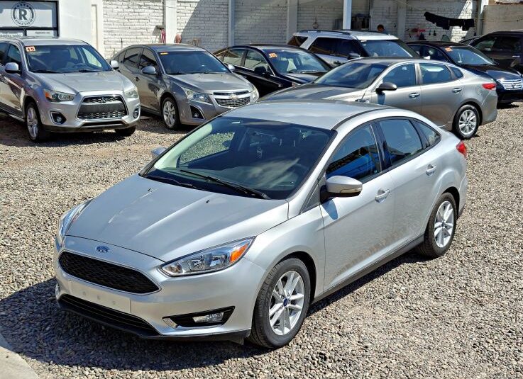 FORD FOCUS SE 2017