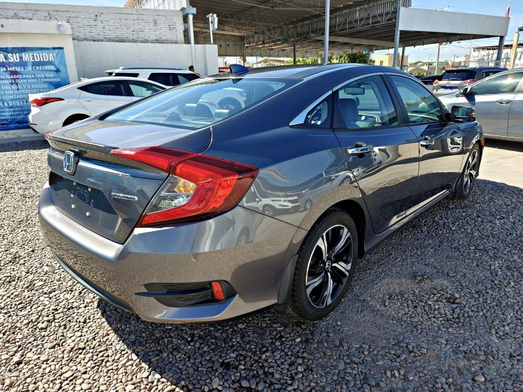 HONDA CIVIC TOURING 2016
