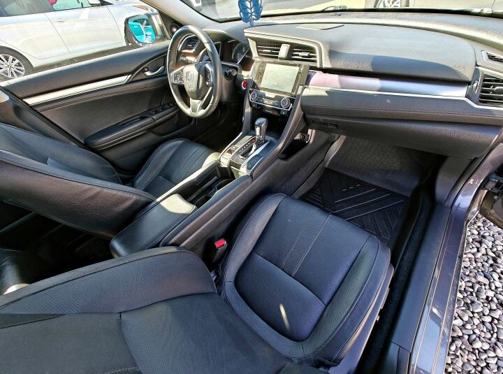 HONDA CIVIC TOURING 2016