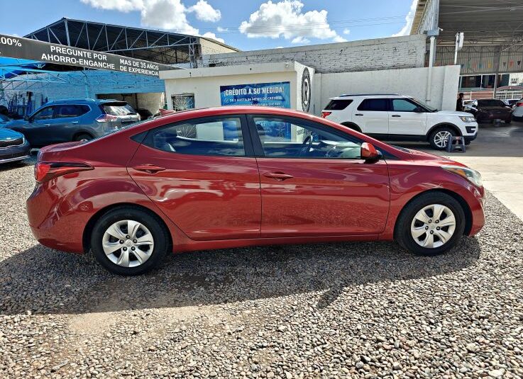 HYUNDAI ELANTRA SE 2016 ROJO