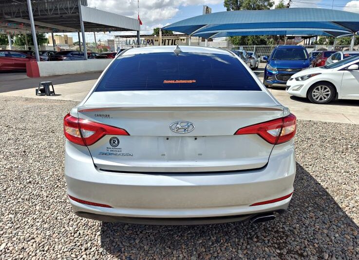 HYUNDAI SONATA SE 2017 PLATA
