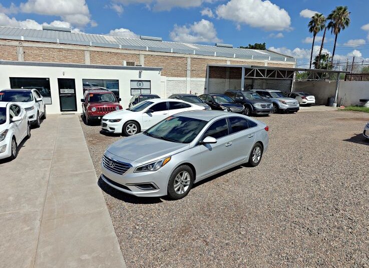 HYUNDAI SONATA SE 2017 PLATA