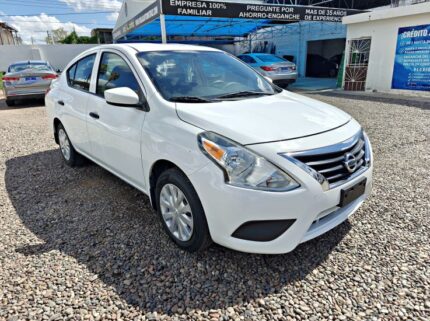 𝐍𝐢𝐬𝐬𝐚𝐧 𝐕𝐞𝐫𝐬𝐚 𝐒𝐕 2016 𝐁𝐥𝐚𝐧𝐜𝐨 | Rosas Automotriz