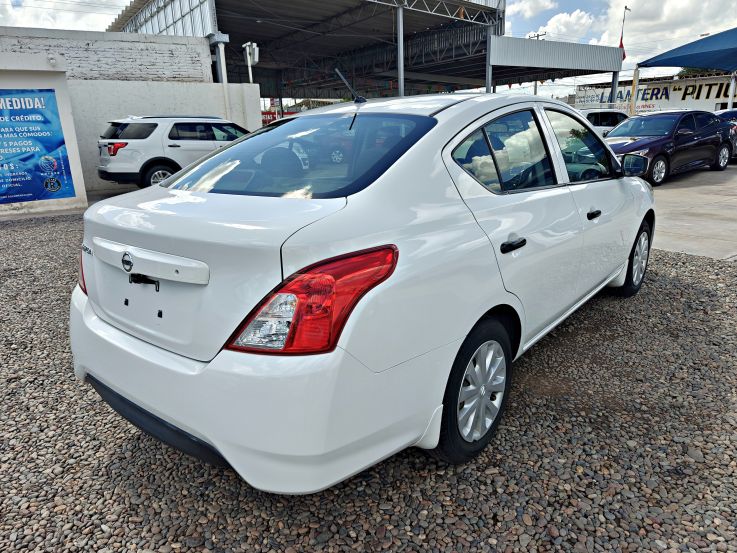 NISSAN VERSA SV 2016 BLANCO