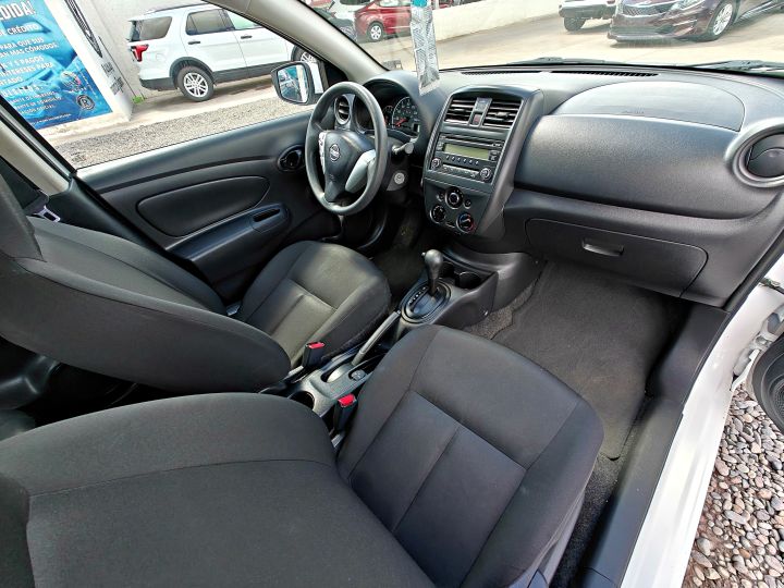 NISSAN VERSA SV 2016 BLANCO