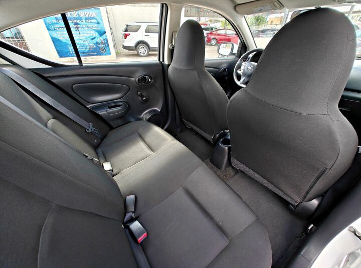 NISSAN VERSA SV 2016 BLANCO