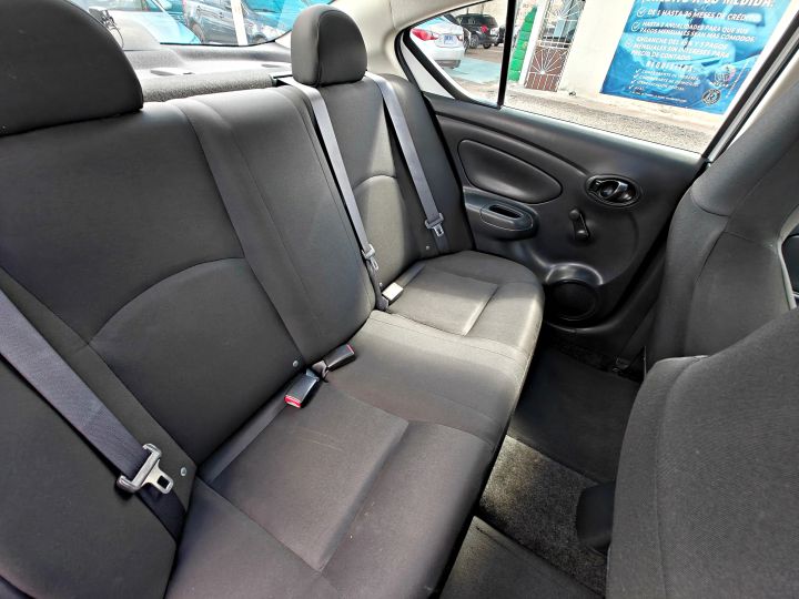 NISSAN VERSA SV 2016 BLANCO