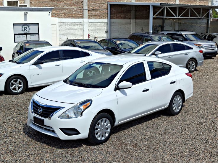 NISSAN VERSA SV 2016 BLANCO