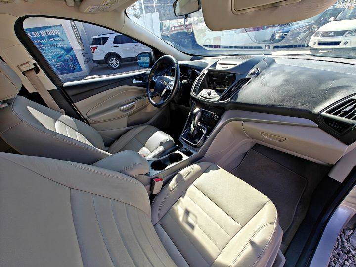 FORD ESCAPE SE PLUS 2014