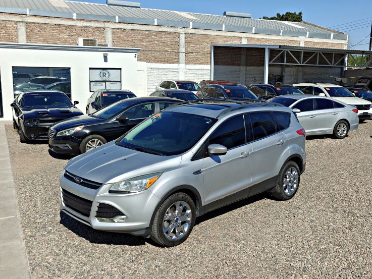 FORD ESCAPE SE PLUS 2014
