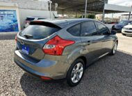 FORD FOCUS SE 2014