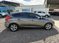 FORD FOCUS SE 2014