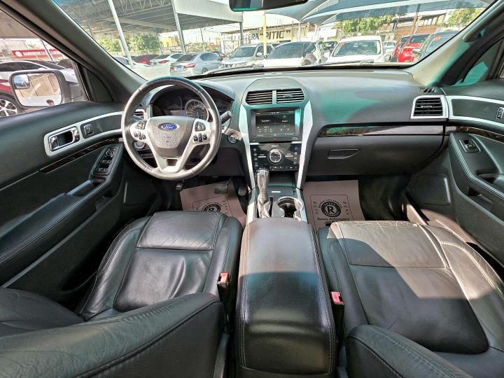 FORD EXPLORER LIMITED 2015