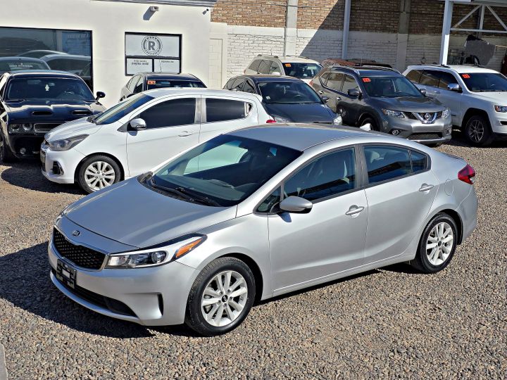 KIA FORTE LX 2017